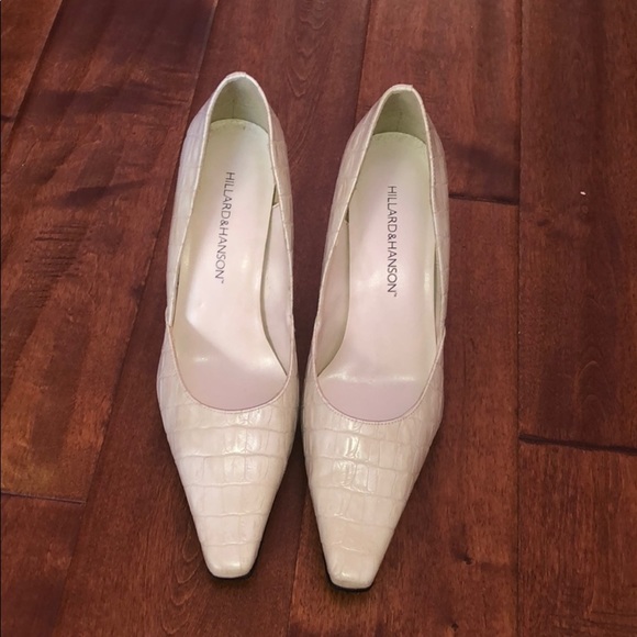 Textured cream Hillard & Hansen heels - Picture 1 of 3